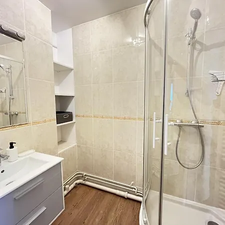 L'eperon - Centre - Parking - 6 Pers *